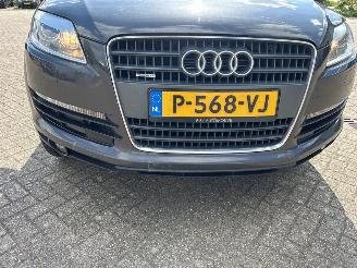 Audi Q7 4.2 picture 12