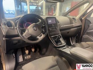 Renault Scenic  picture 16