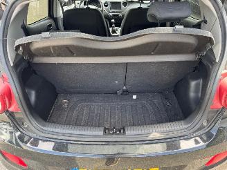 Hyundai I-10 1.0i i-Motion Go! 2016 picture 8