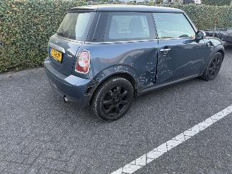 Mini  1.6 picture 3