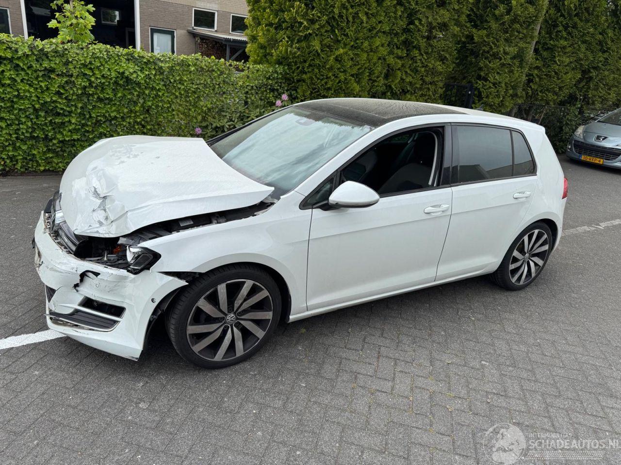 Volkswagen Golf GOLF 1.4 TSI ACT Highline DSG PANO 140PK!!!