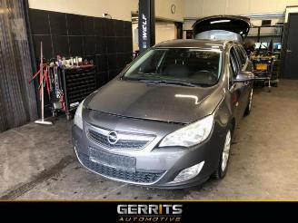 Opel Astra Astra J Sports Tourer (PD8/PE8/PF8), Combi, 2010 / 2015 1.3 CDTI 16V ecoFlex picture 1