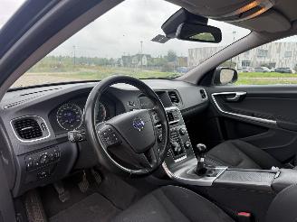 Volvo S-60 2.0 D3 picture 14