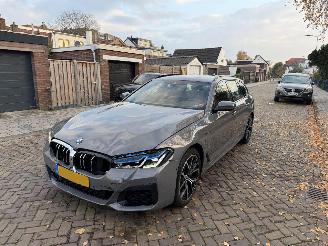 krockskadad bil auto BMW 5-serie 530e XDrive M PAKKET 2021/1