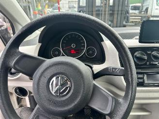 Volkswagen Up! 1.0 picture 12