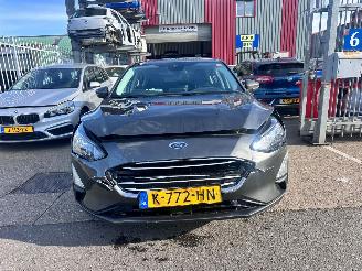Ford Focus 1.0 EcoBoost hybride 125PK picture 2