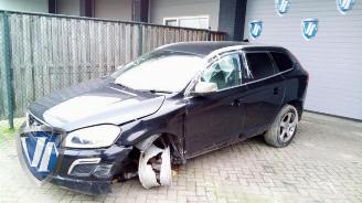 Vrakbiler auto Volvo Xc-60 XC60 I (DZ), SUV, 2008 / 2017 2.4 D5 20V AWD Geartronic 2012/8