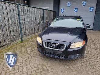 Vrakbiler auto Volvo V-70 V70 (BW), Combi, 2007 / 2016 2.4 D5 20V 2008/7