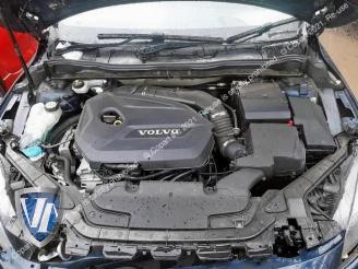 Volvo V-40 V40 (MV), Hatchback 5-drs, 2012 / 2019 1.6 T2 GTDi 16V picture 2